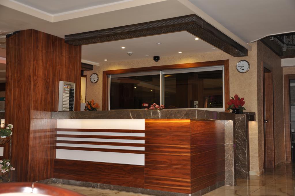 Lavinia Apart & Hotel Αλάνια Εξωτερικό φωτογραφία